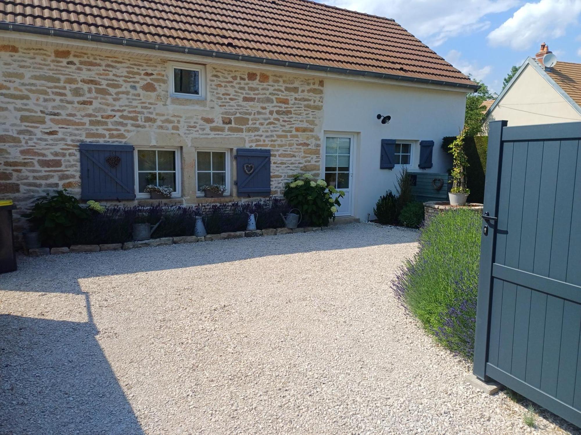 Le Clos Des Lavandes Ruffey-les-Beaune Екстериор снимка